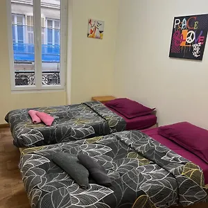 Lyonnais Hostel Nice