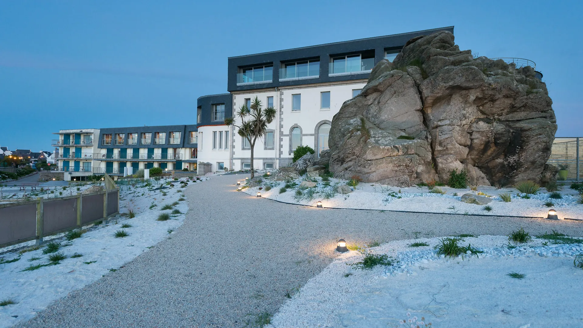 Hotel Valdys Thalasso & Spa - Beau Rivage contacts